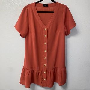 Vici dress Pockets Size Medium Button Down V neck Short Sleeve 100% Polyester